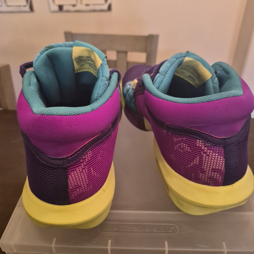 Nike Lebron Witness 8 - Picture 4 of 5